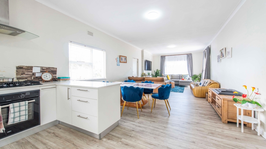4 Bedroom Property for Sale in Milnerton Central Western Cape